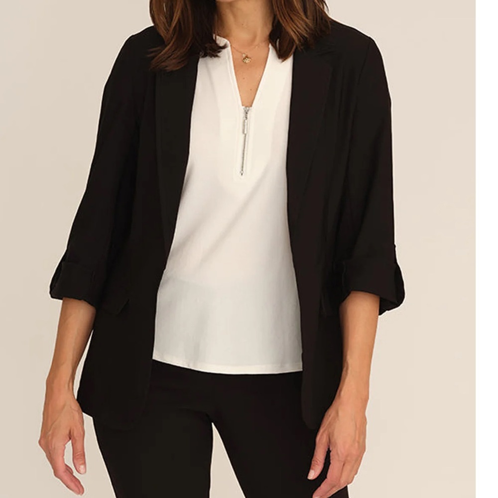 NWT 89th & Madison Black plus Blazer with faux leather trim size 2x